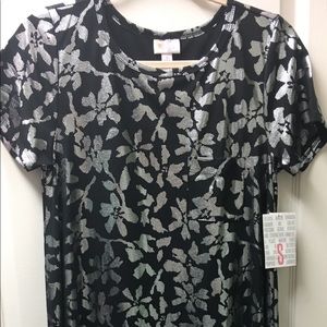 Lularoe metallic floral Carly